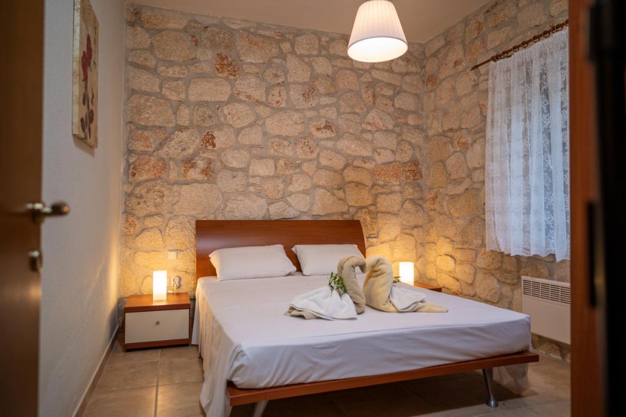 Villa Jordan'S Stone House Siviri Exterior foto