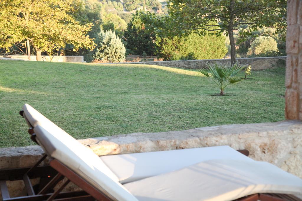 Villa Jordan'S Stone House Siviri Exterior foto