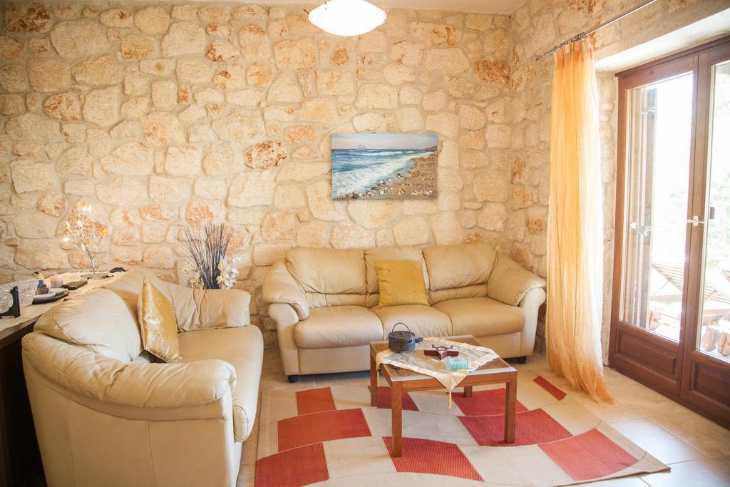 Villa Jordan'S Stone House Siviri Exterior foto