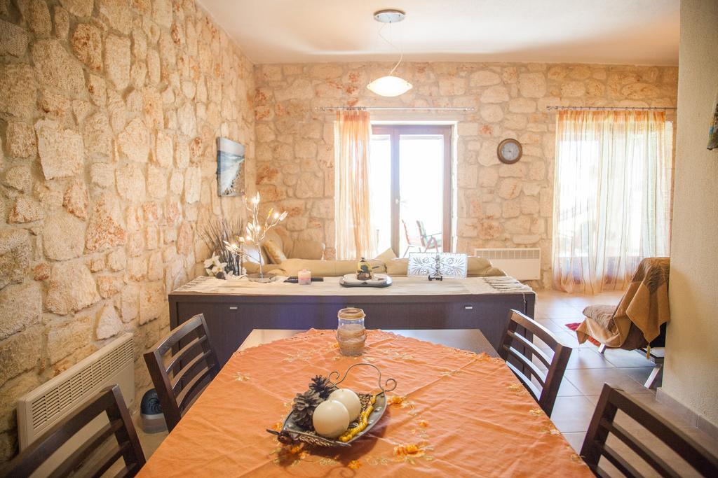 Villa Jordan'S Stone House Siviri Exterior foto